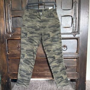 NWT Lucky Brand The Cargo Pants